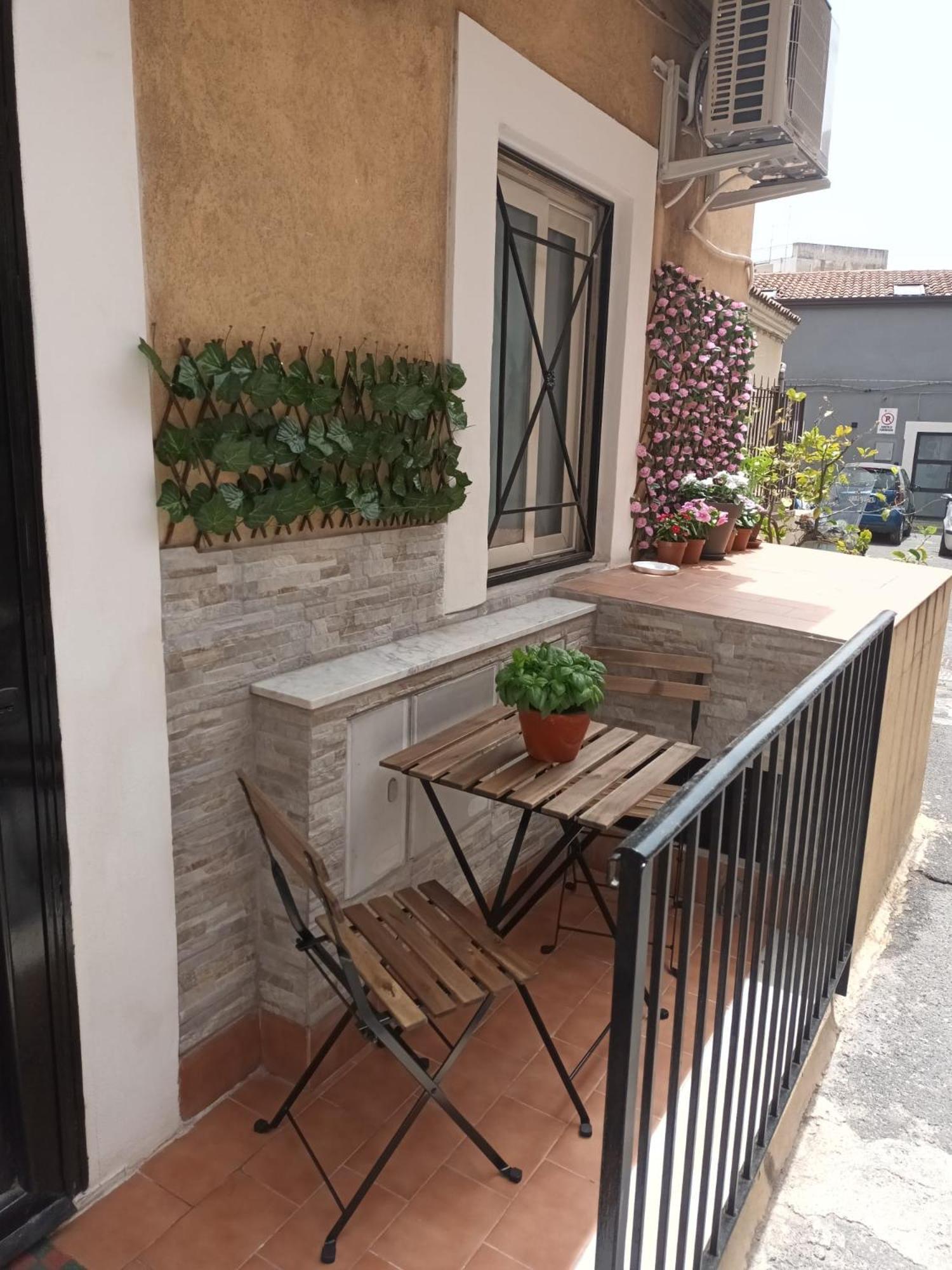 Le Case Del Cortile Катания Екстериор снимка
